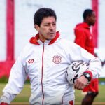 Paúl Vélez dejaría Técnico Universitario tras un mal inicio en LigaPro