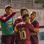 Vinotinto golea 5-0 a Delfín y toma el liderato provisional de la LigaPro