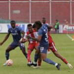 Universidad Católica empata 1-1 ante Técnico Universitario con gol de penal de Ismael Díaz