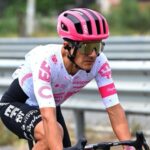 Carapaz sigue firme y los Cepeda escalan en el Giro