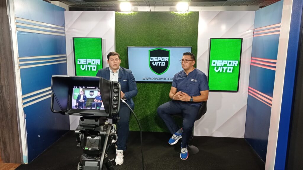 El Dr. Fernando Feijó realiza la campaña social de salud denominada “Deporte seguro”