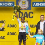 Jhonatan Narváez brilla y conquista la segunda etapa de la Vuelta a Alemania