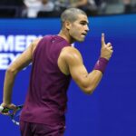 Alcaraz debuta con victoria sólida en el US Open