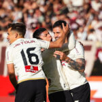 ¡Universitario tricampeón del fútbol peruano!