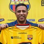 César Farías llega a un acuerdo y será el nuevo entrenador de Barcelona SC