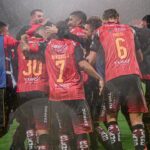 Deportivo Cuenca goleó a Libertad en su aniversario 55 y se clasificó a la fase de grupos de la Sudamericana