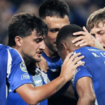 Emelec golpeó al líder y venció 2-0 a Independiente del Valle en la LigaPro