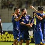 Delfín vence a Guayaquil City con un penal en el último suspiro