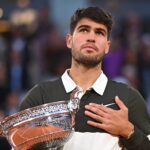 Golpe al tenis mundial: Carlos Alcaraz se baja de Roma y Roland Garros por lesión