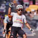 Jhonatan Narváez hace historia y se adueña de la maglia ciclamino en el Giro de Italia
