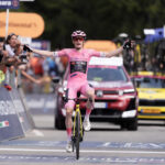 Vingegaard arrasa en Suiza y Narváez sigue firme en la pelea por la maglia ciclamino