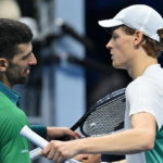 Jannik Sinner aplasta a Djokovic y va por el título de Wimbledon ante Zverev