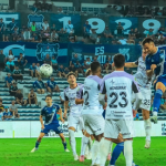 EMELEC RESUCITA SOBRE LA HORA Y VENCE A LEONES EN EL CAPWELL