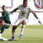 MUSHUC RUNA Y ORENSE EMPATARON EN ECHALECHE Y COMPLICAN SUS ASPIRACIONES EN EL HEXAGONAL POR LA PERMANENCIA